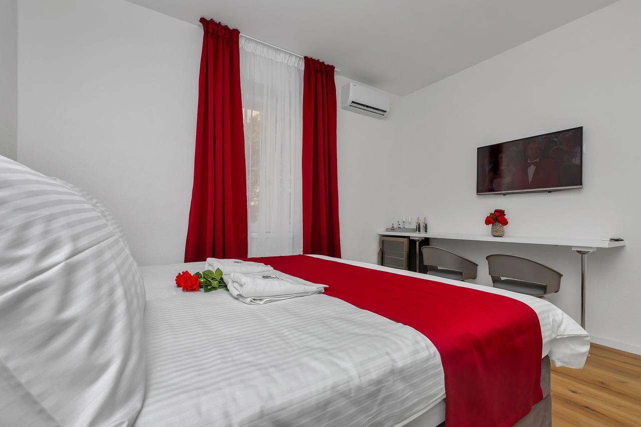 Luxury Rooms Paradise Garden Makarska Buitenkant foto